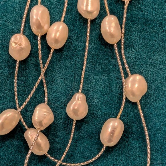 Sterling, 3 strands 18" L Sterling Silver 925 / fresh water pearls. - Picture 2 of 7